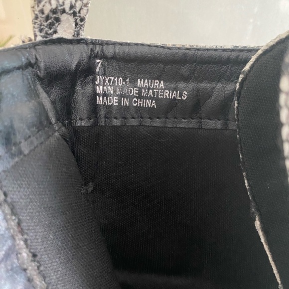 EGO Maura snakeskin chunky sole lace-up biker boots - Picture 10 of 12